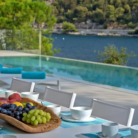 Villa Exclusive Paterina Heated Pool, Gym, Sauna *