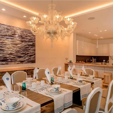 Exclusive Paterina Heated Pool, Gym, Sauna *