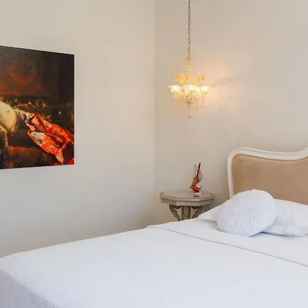 Exclusive Paterina Heated Pool, Gym, Sauna *