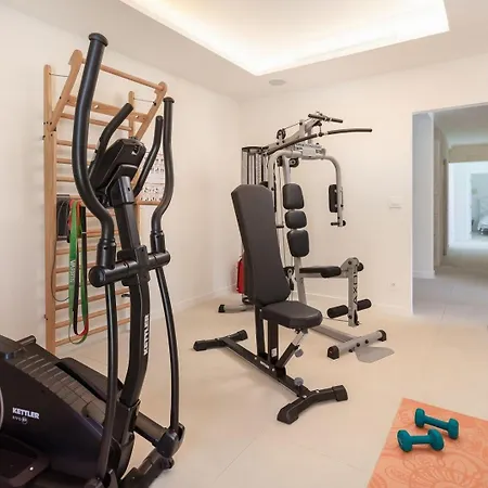 Exclusive Paterina Heated Pool, Gym, Sauna *