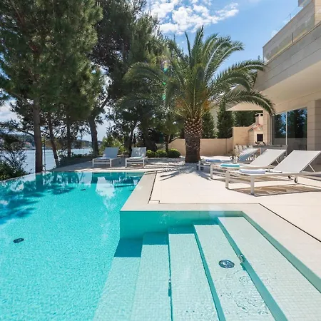 Exclusive Paterina Heated Pool, Gym, Sauna Villa Selca (Brac)